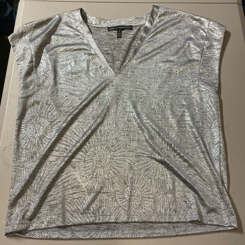 White House Black Market Silver Metallic Spiral Seashell Top Women's Large L EUC
